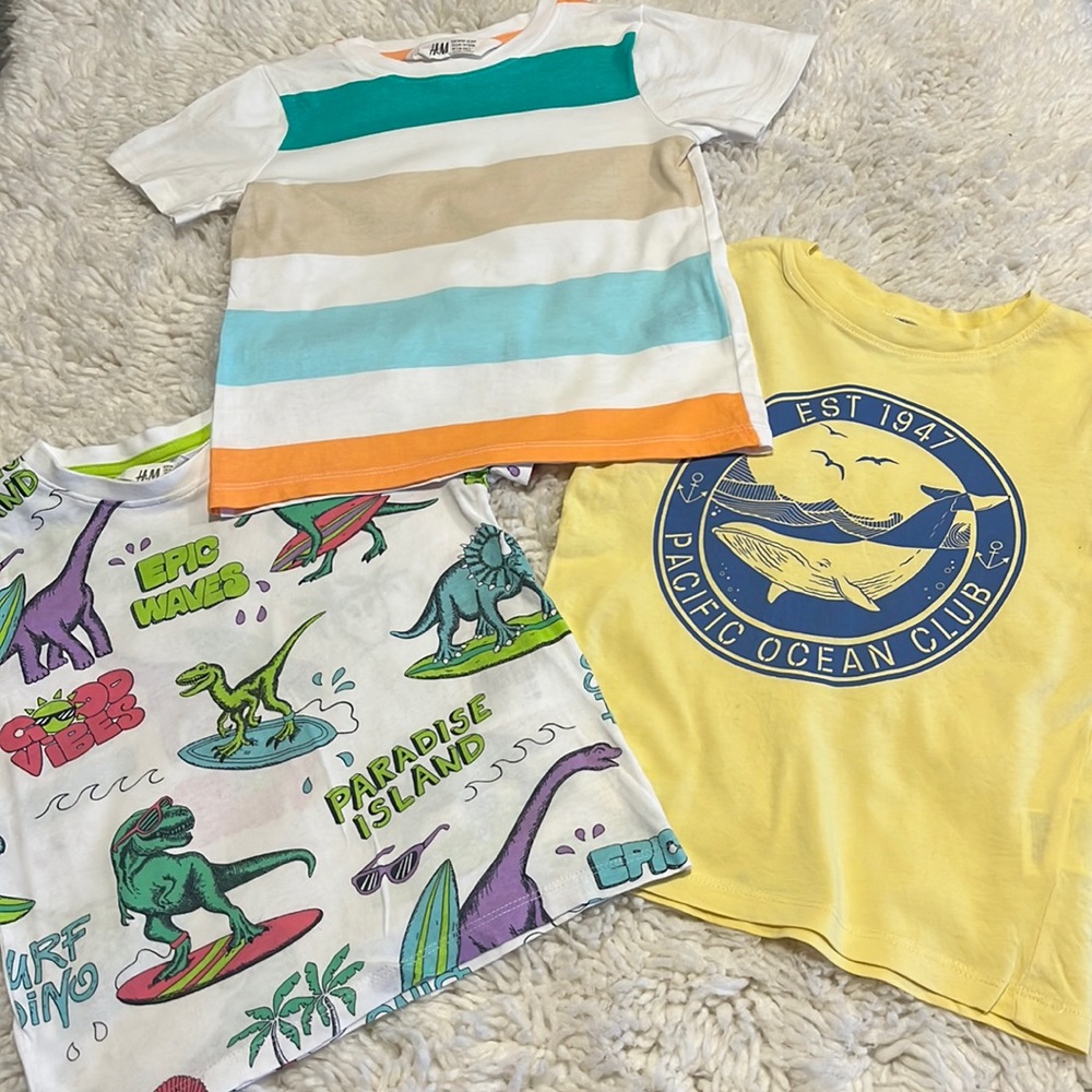 H&M t-shirt bundle size 3/4T.
